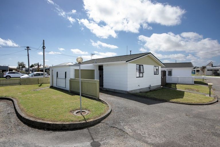 Photo of property in 3/21 Russell Street, Marton, 4710