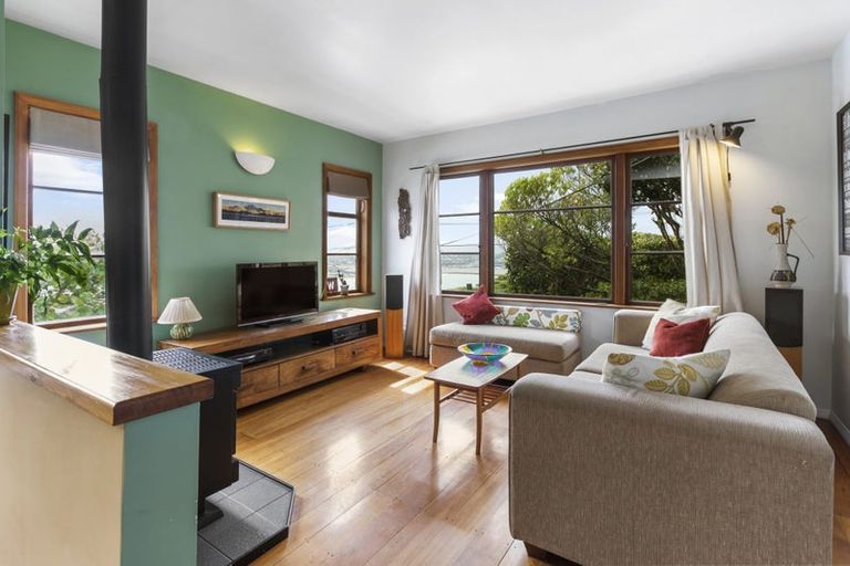 Photo of property in 54 View Road, Houghton Bay, Wellington, 6023