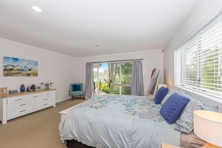 Photo of property in 14 Dacre Grove, Gulf Harbour, Whangaparaoa, 0930