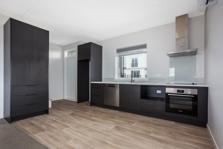 Photo of property in 6/30 Adventure Drive, Whitby, Porirua, 5024