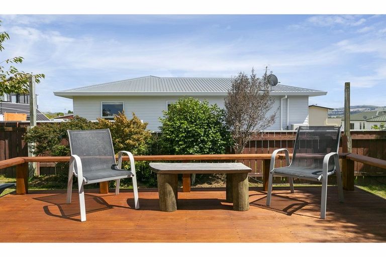 Photo of property in 35 Otupai Street, Two Mile Bay, Taupo, 3330