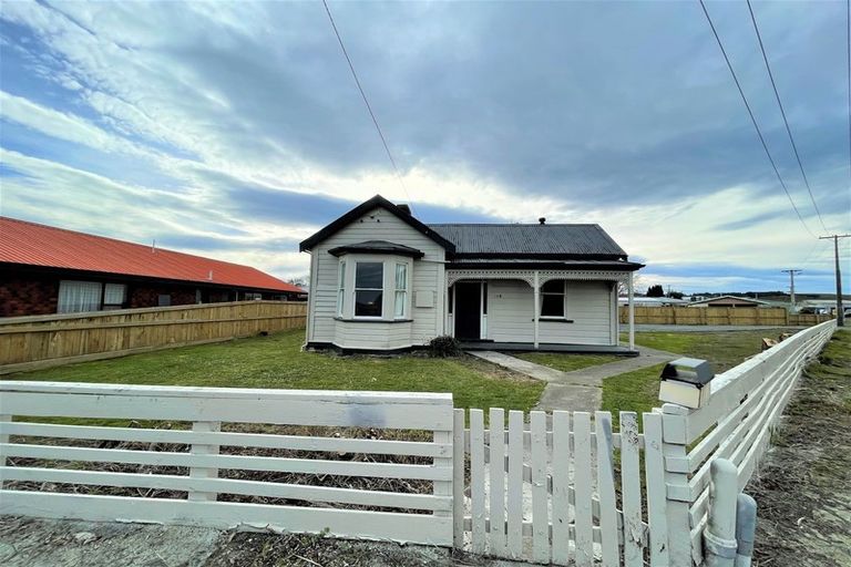 Photo of property in 108 Clyde Street, Balclutha, 9230