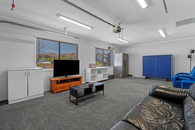 Photo of property in 24 Sauvignon Place, Pyes Pa, Tauranga, 3112