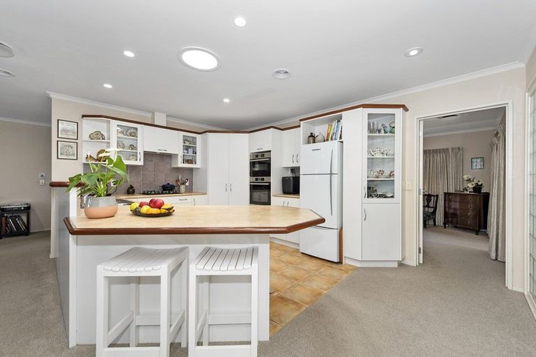 Photo of property in 2 Callum Brae Drive, Rototuna, Hamilton, 3210