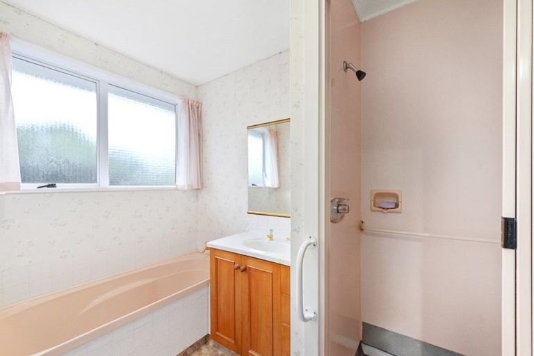 Photo of property in 5 Algie Place, Avonhead, Christchurch, 8042