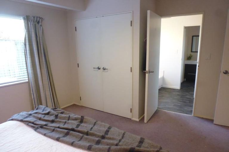 Photo of property in 6 Ross Grove, Paraparaumu, 5032