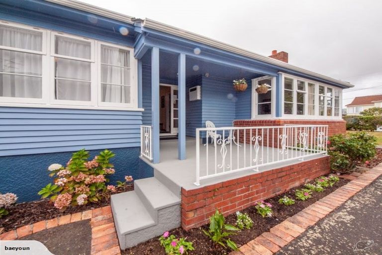 Photo of property in 10 Kipling Street, Johnsonville, Wellington, 6037