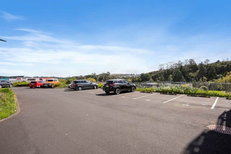 Photo of property in 421/3 Kaipiho Lane, Albany, Auckland, 0632