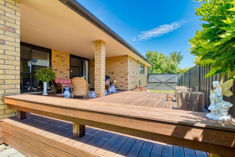 Photo of property in 31 Fairview Place, Havelock North, 4130