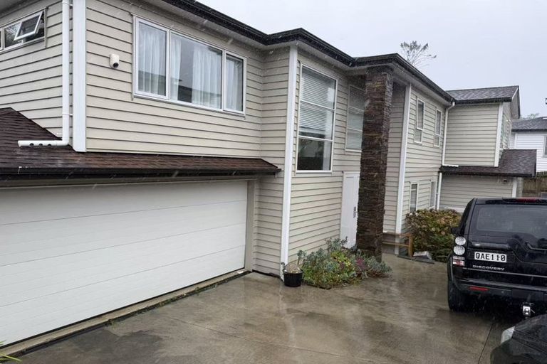 Photo of property in 11 Falcon Crescent, Hobsonville, Auckland, 0618