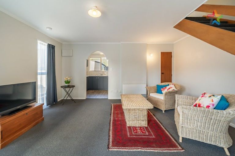 Photo of property in 6d Flock Grove, Fairfield, Lower Hutt, 5011