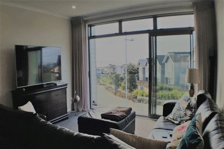 Photo of property in 84 Caldera Drive, Long Bay, Auckland, 0630