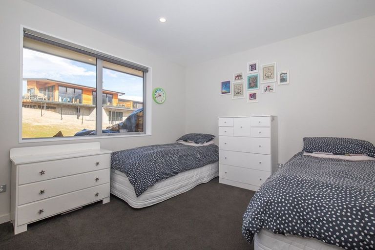 Photo of property in 6 Barclay Place, Wanaka, 9305