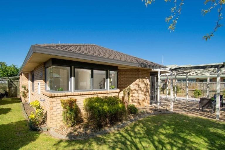 Photo of property in 676 Gloucester Road, Papamoa Beach, Papamoa, 3118