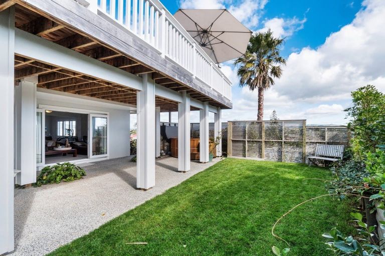 Photo of property in 153 Karewa Parade, Papamoa Beach, Papamoa, 3118