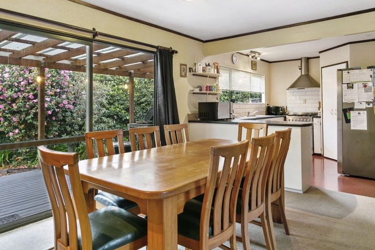 Photo of property in 1 Green Place, Richmond Heights, Taupo, 3330