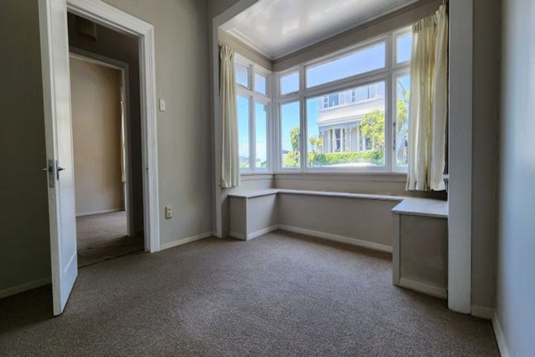 Photo of property in 354 Adelaide Road, Newtown, Wellington, 6021