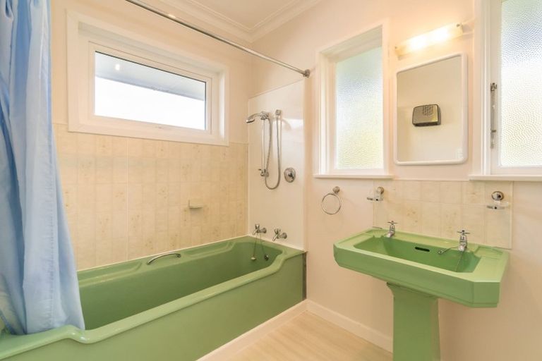 Photo of property in 131 Eglinton Road, Mornington, Dunedin, 9011