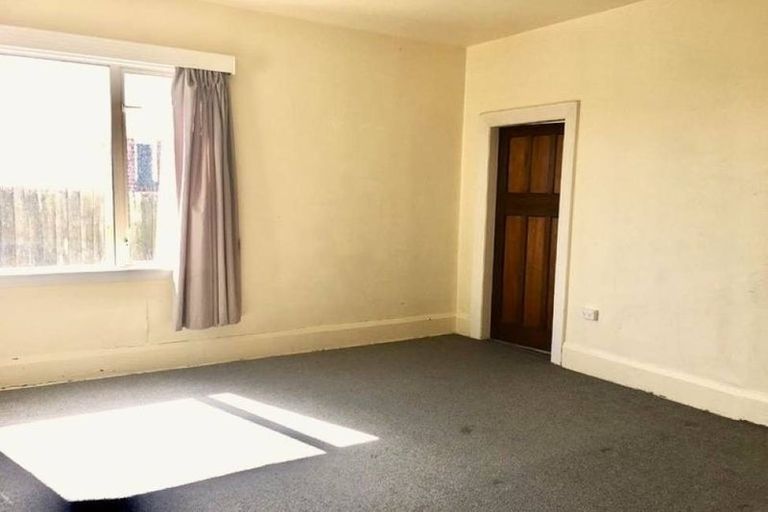 Photo of property in 2/64 Division Street, Riccarton, Christchurch, 8041