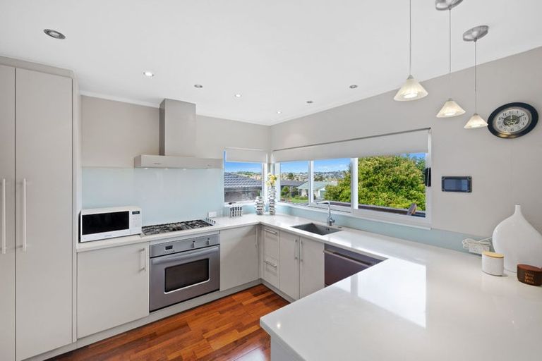Photo of property in 6 Culver Terrace, Howick, Auckland, 2014