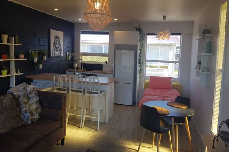 Photo of property in 9/15 Tahi Street, Miramar, Wellington, 6022