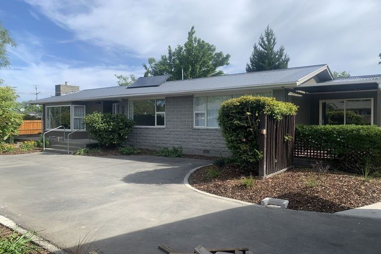 Photo of property in 11 Flower Street, Bryndwr, Christchurch, 8053