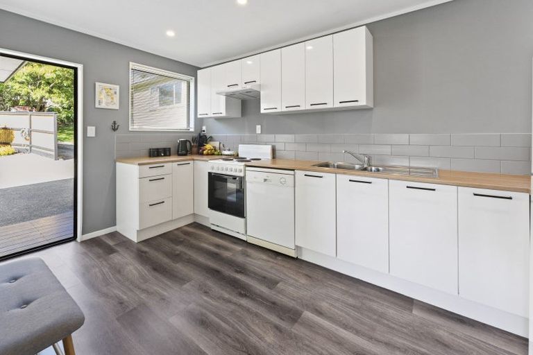 Photo of property in 2/102 Emano Street, Toi Toi, Nelson, 7010