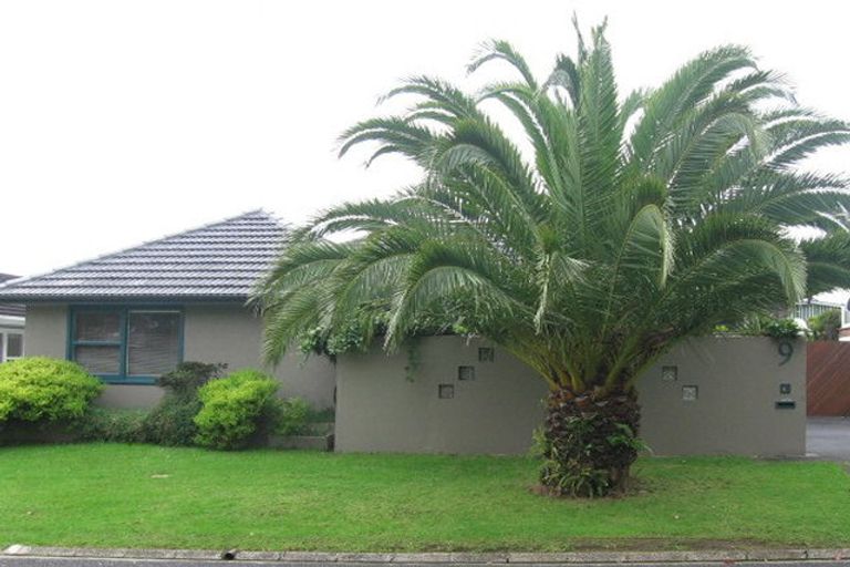Photo of property in 9 The Anchorage, Sunnyhills, Auckland, 2010