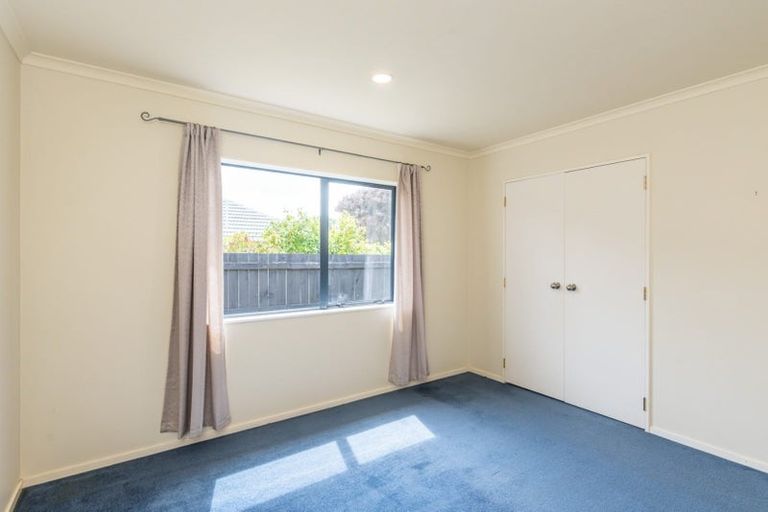 Photo of property in 15a Walton Road, Paraparaumu Beach, Paraparaumu, 5032