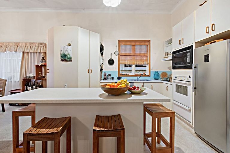 Photo of property in 6 Rembrandt Place, Opaheke, Papakura, 2113