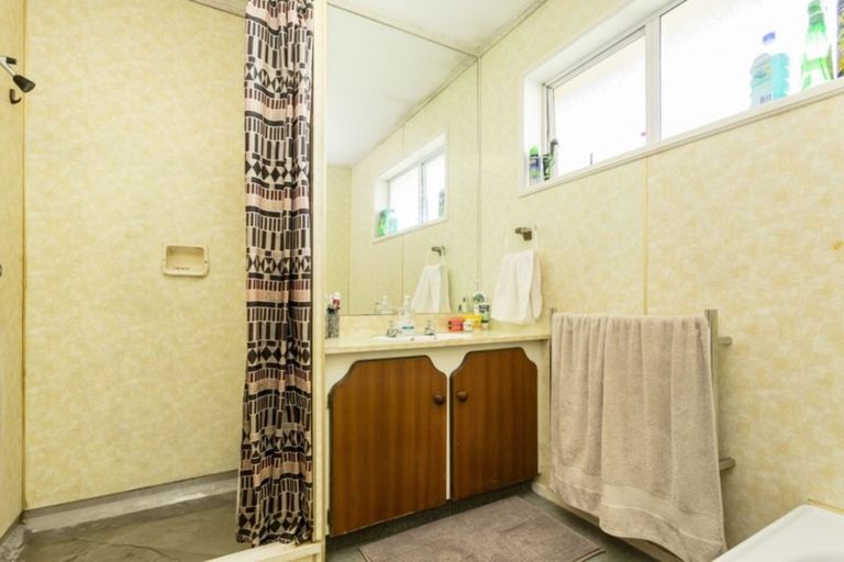 Photo of property in 44 Glenross Street, Glenross, Dunedin, 9011