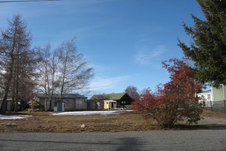 Photo of property in 18 Sealy Street, Twizel, 7901
