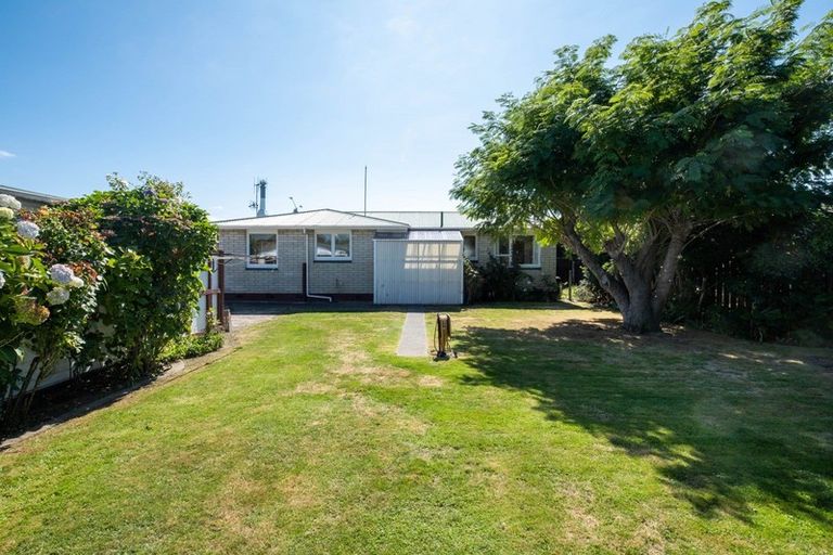 Photo of property in 35 Flaxmere Avenue, Flaxmere, Hastings, 4120