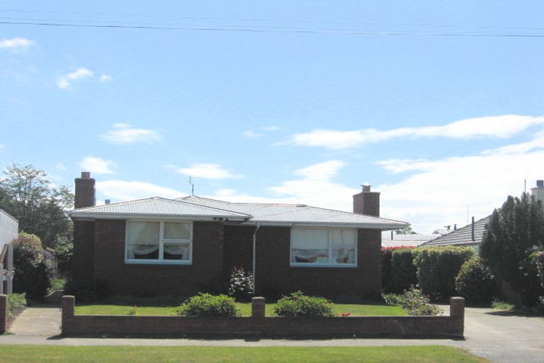 Photo of property in 71 Cotswold Avenue, Bishopdale, Christchurch, 8053