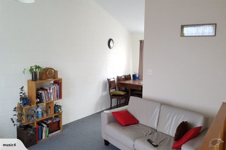 Photo of property in 2/50 Buckley Road, Southgate, Wellington, 6023