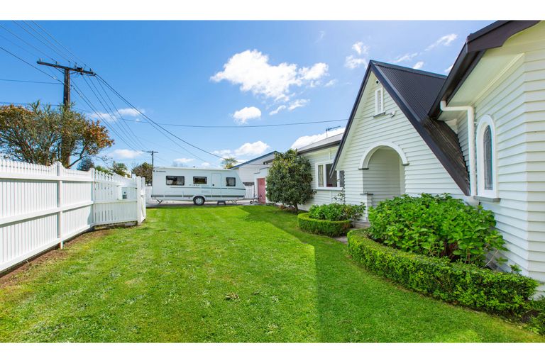 Photo of property in 9 Alfred Street, Fairfield, Hamilton, 3214