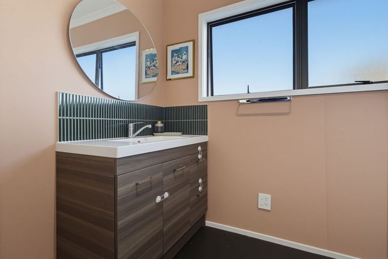 Photo of property in 702b Park Road South, Akina, Hastings, 4122