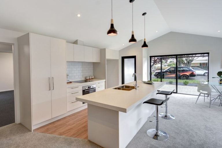 Photo of property in 2b Duke Street, Papakura, 2110