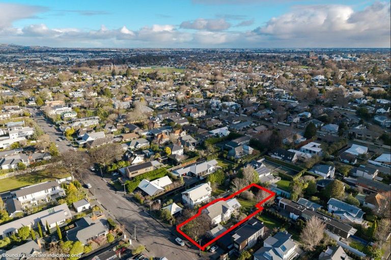 Photo of property in 39 Jacksons Road, Merivale, Christchurch, 8014