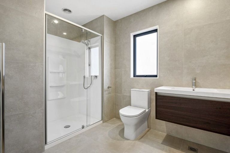 Photo of property in 6 Verde Lane, Rosehill, 2113