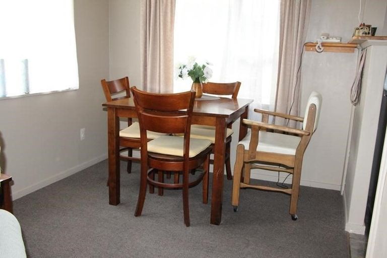 Photo of property in 1/23 Oxford Street, West End, Timaru, 7910