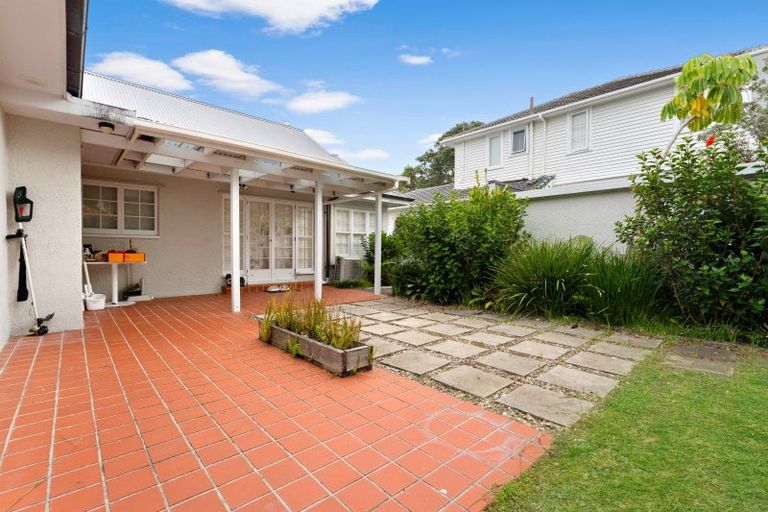 Photo of property in 232 Lake Road, Hauraki, Auckland, 0622