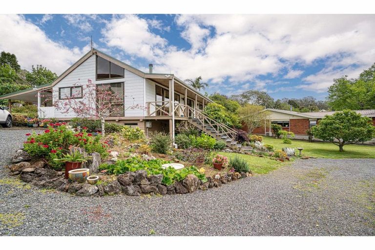 Photo of property in 110 Hone Heke Road, Kerikeri, 0230