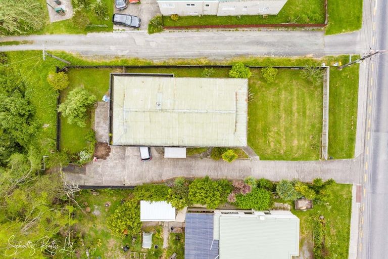 Photo of property in 185 Hurndall Street West, Maungaturoto, 0520