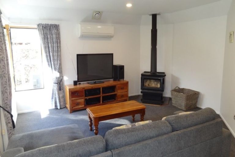 Photo of property in 14 Eders Road, Woodend, 7610