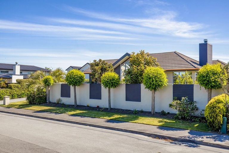 Photo of property in 5 Applefield Court, Northwood, Christchurch, 8051