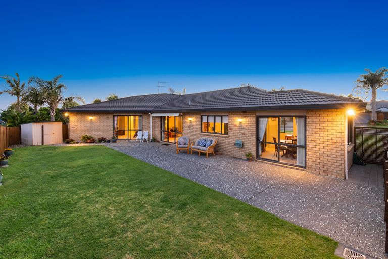 Photo of property in 20 Norm Pellow Drive, Manurewa, Auckland, 2105