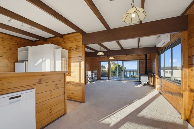 Photo of property in 4 Ridge Road, Tairua, 3508