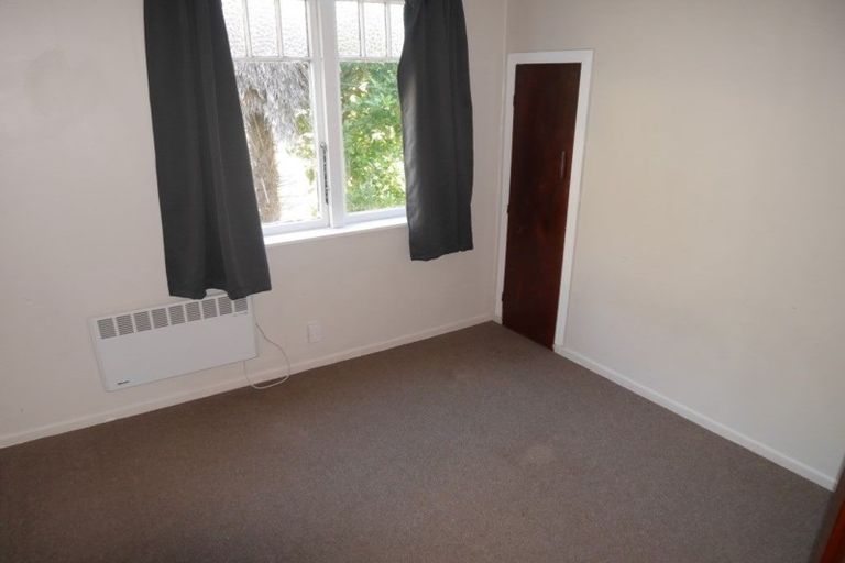 Photo of property in 37 Townsend Road, Miramar, Wellington, 6022