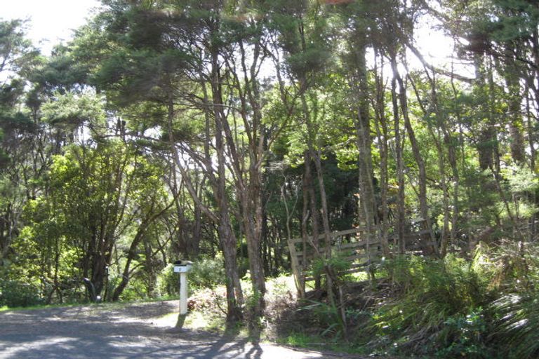 Photo of property in 2 Ocean View Road, Huia, Auckland, 0604